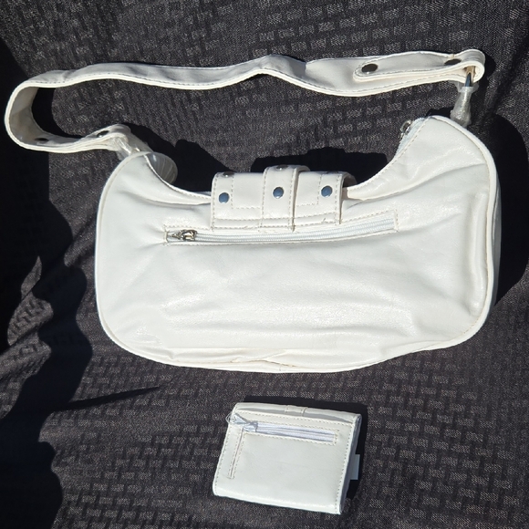 White Designer Shoulder Bag With Wallet - Picture 2 of 5
